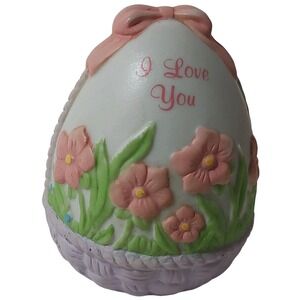 Russ Egg Ceramic Figurine Floral I Love You Basket With A Bow‎ Three Inch